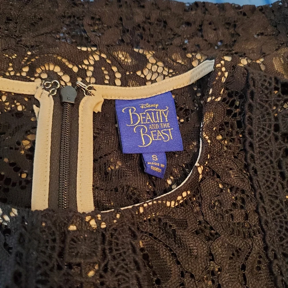 Beauty & the Beast Black Lace Sleeveless Dress Size Small - Picture 4 of 7